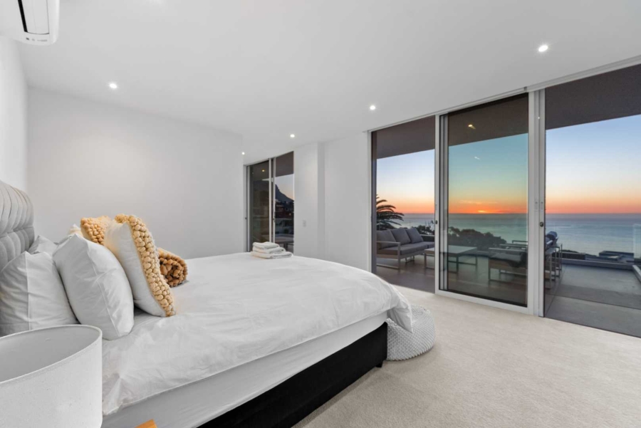 5 Bedroom Property for Sale in Camps Bay Western Cape